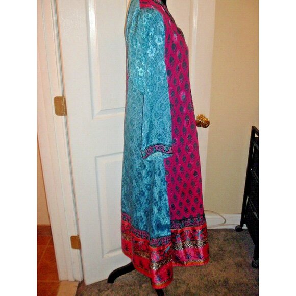 Indian Style Maxi Dress or Nightgown Multicolored Flowers, Embroidery S/M - Picture 4 of 9